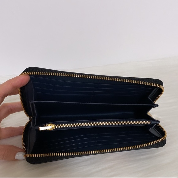 NWT💃Coach Long Zip Around Wallet With Dreamy Land Floral - Picture 3 of 7